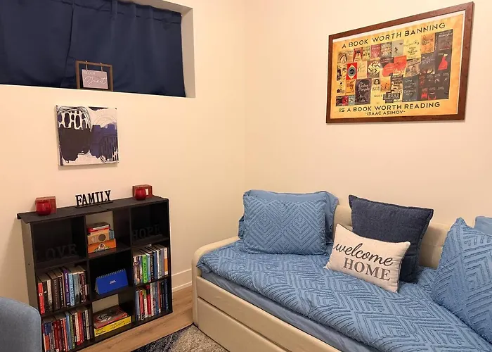 Stylish 2br Near Hyde Park, Uchicago & Chicago