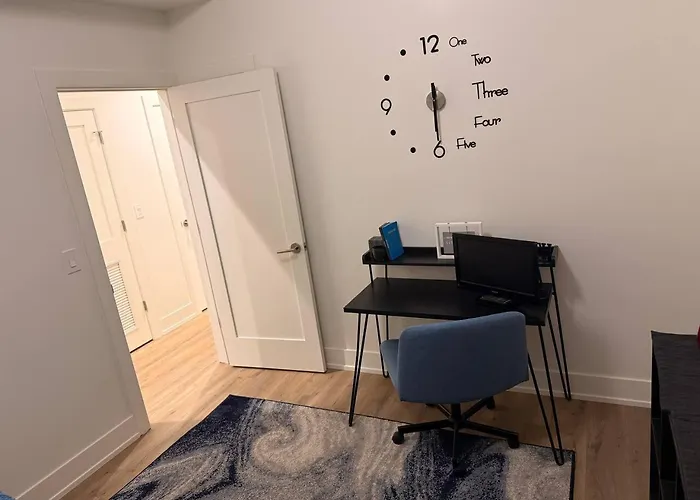 Stylish 2br Near Hyde Park, Uchicago & Chicago