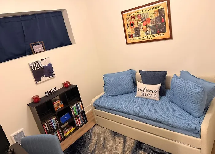 Stylish 2br Near Hyde Park, Uchicago & Chicago